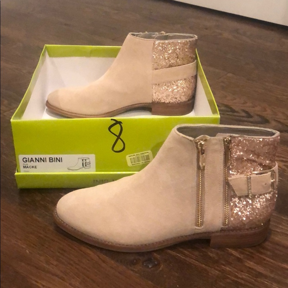 Gianni Bini glitter booties